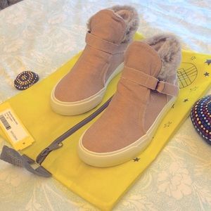 Kids Blowfish Malibu size 3 Youth tan/pink NEW